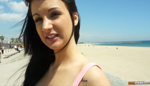 Tasty looking brunette with awesome ass exposes her brown eye porn pics