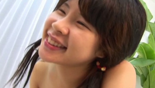 Japanese hoochie Haruka Aida gives slobbery blowjob porn pics