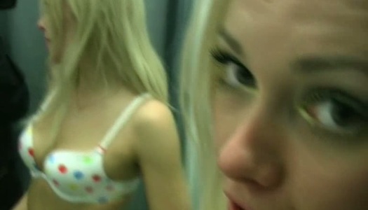 My girlfriend  is nude in the fitting room porn pics