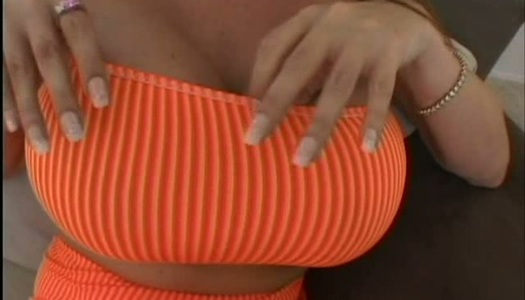 Dirty slut Lisa Lipps with huge jugs shows off her junk porn pics