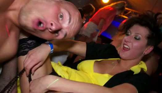 Slutty party bitches giving blowjobs like never before porn pics