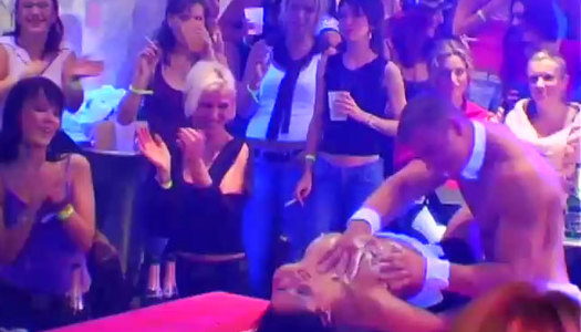 Hardcore sex party with horny male strippers porn pics
