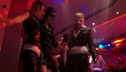 Dancing slim bitches go wild in the club and gonna eat juicy pussies porn pics