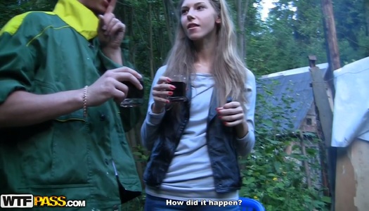 Russian guy Rusia is going to make love outdoor porn pics