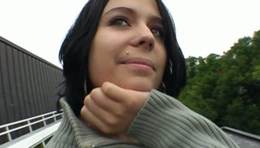 Voracious brunette temptress gives her lover a qualified handjob porn pics