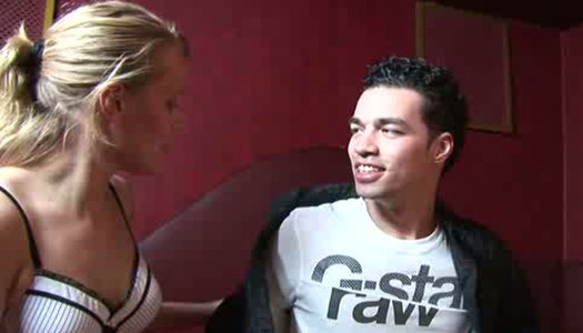 Cum-addicted slut in sexy black stockings gives hot blowjob to her client porn pics