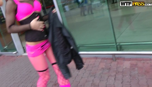 Shameless goth bitch exposes her ass in pink pantyhose on public porn pics