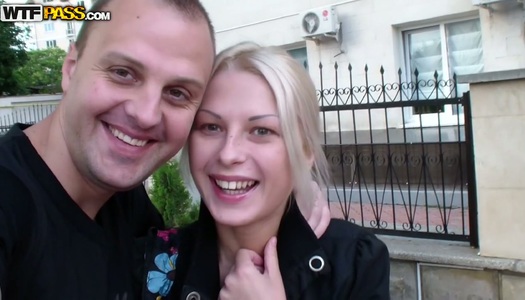 Facialized Russian blondie takes shower with her boyfriend porn pics