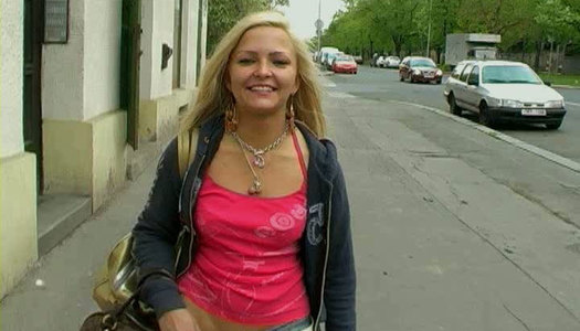 Lovely blond teen poses on cam and gets ready to have sex with lesbian porn pics