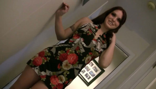 Naughty girl Ameara is showing off her sexy body and tight privates porn pics