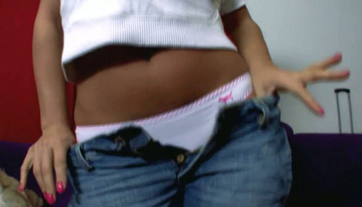 Bootyful porn actress Sandra Romain exposes her oiled up ample ass closeup porn pics