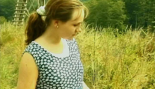 Joyful brunette teen digs her hairy pussy outdoor porn pics