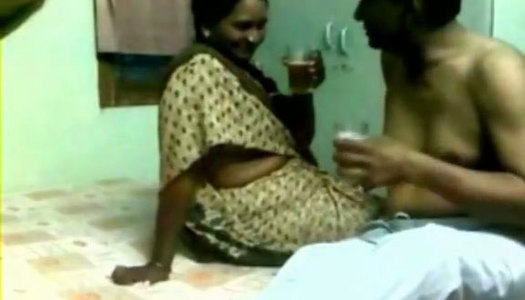 This slutty Indian bitch is ready to fuck with this old guy porn pics