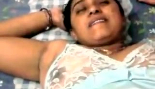 Cock crazed Indian nympho sucks her lover's dick like mad porn pics