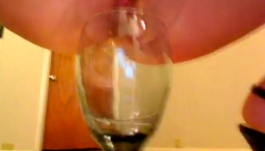 Lusty booty bitch Audrey pounds her anus with sex toy and squirts in glass porn pics