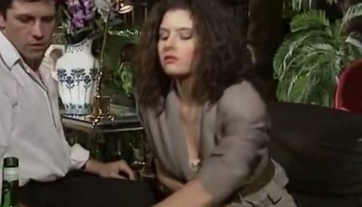 Insanely horny skank with fine ass tries double penetration porn pics