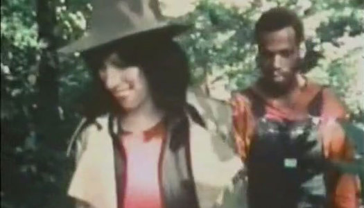 Thirsting couple enjoys steamy copulation in the garden porn pics