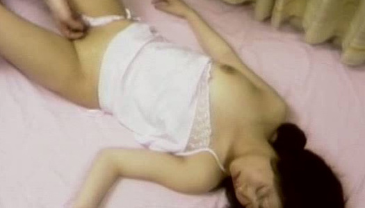 Horn-mad Japanese gal forgets about everything and sucks hot dick porn pics