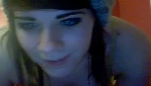 This classy chick is always enthusiastic about masturbating on webcam porn pics