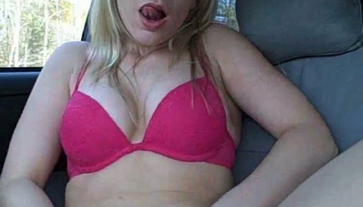 This blonde is totally willing to masturbate for her BF right in his car porn pics