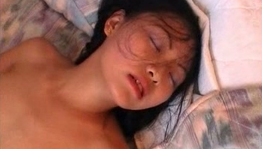 Petite Asian girlie let her freak play with her kitty porn pics