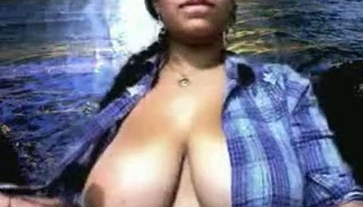 Busty Indian webcam black head unbuttons her blouse to flash boobs porn pics