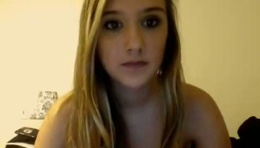 Lovely amateur teen flashes fresh pussy on webcam porn pics