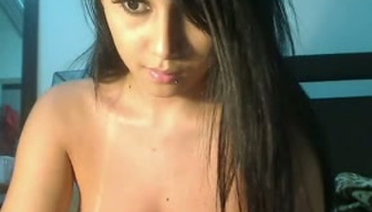 Beautiful and sexy Indian girl fondling her pussy in solo video porn pics