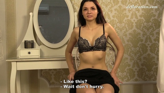 Cute 19 yo babe spreads legs and shows off her charming pussy porn pics