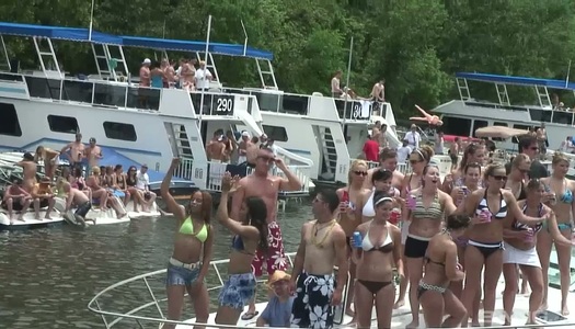 Cum-thirsty chicks in bikinis go wild on the yacht porn pics