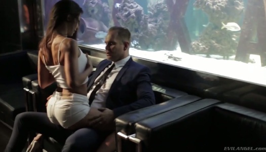 Stunning whore Alexa Tomas is serving her client at the highest level porn pics