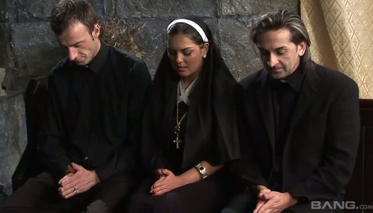 Big tittied bitch Antonia Deona takes part in super crazy orgy porn pics