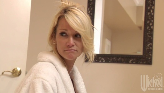 Julia Ann  making love by candlelight porn pics