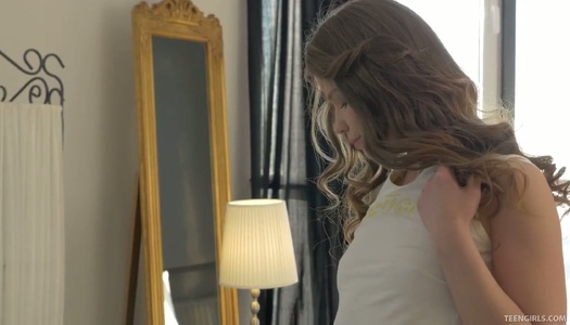 Palatable smooth pussy of sex-appeal skinny teen Jacqueline porn pics