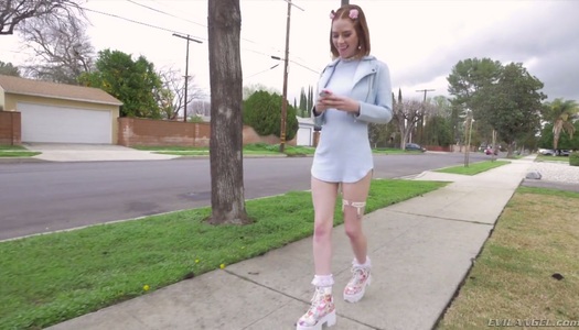 Attractive girl Pepper Hart is fucked by hot blooded dude with a big dong porn pics