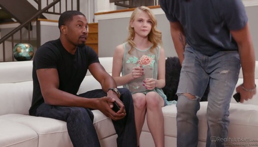 Insatiable girl Hannah Hays gets blacked in the presence of her boyfriend porn pics