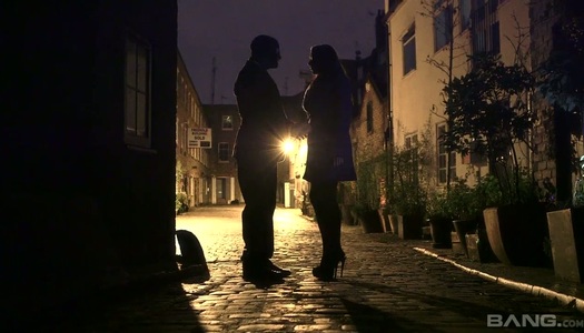 Captivating bitch Samantha Bentley prefers kinky threesome sex porn pics