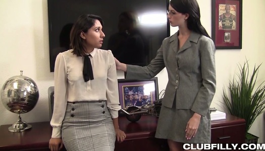 Oversexed babes are fucked by hot blooded red haired dyke porn pics