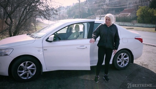 Juggy cougar Bibi Pink has an affair with one young hot blooded dude porn pics