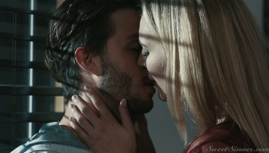 Sizzling stepmom Mona Wales bangs her stepson while husband is on a business trip porn pics