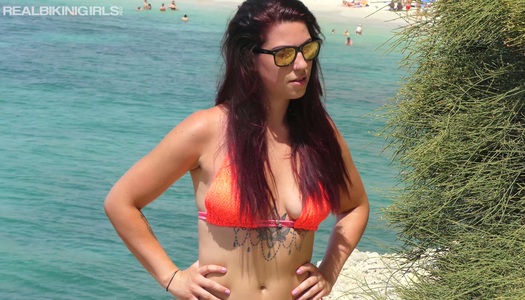 Slutty chick in bikini Charlotte P is flashing saggy small tits porn pics