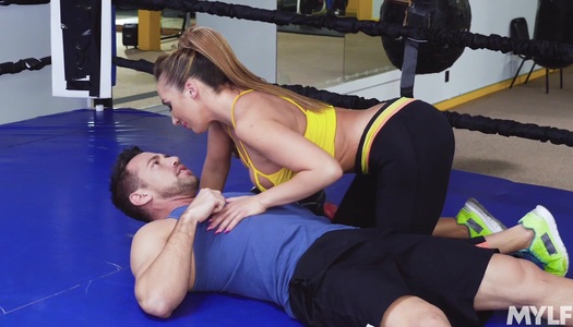 Boxing trainer is knoked out by hot fitness milf Richelle Ryan porn pics