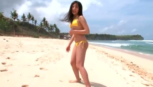 Sexy driver in bikini Lyrian wanna have some fun on the beach porn pics