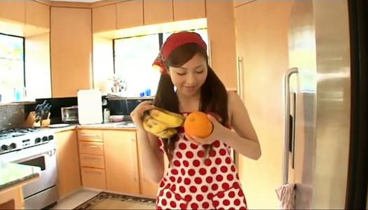 Young Japanese house wife Natsuko Tatsumi makes a fruit salad porn pics