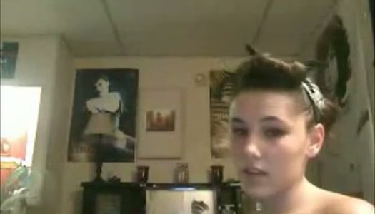 Tasty looking emo GF sucks and fucks porn pics