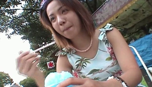 Playful Japanese teen Reiko shows off her pantiesn in upskirt scenes porn pics