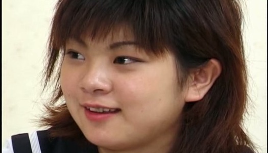 Chubby face Yuki Makino gives a head on cam porn pics