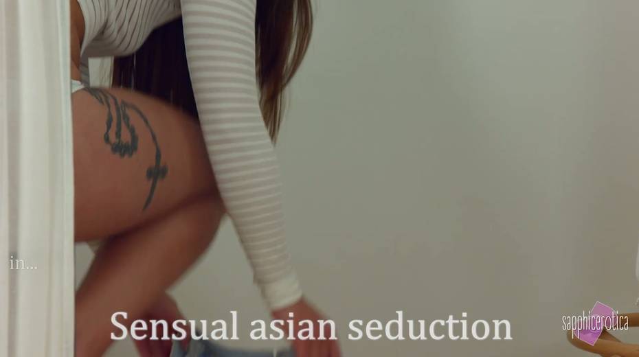 Hungarian babe Jenny Glam gets her pussy licked by one sensual Asian masseuse - 2. pic