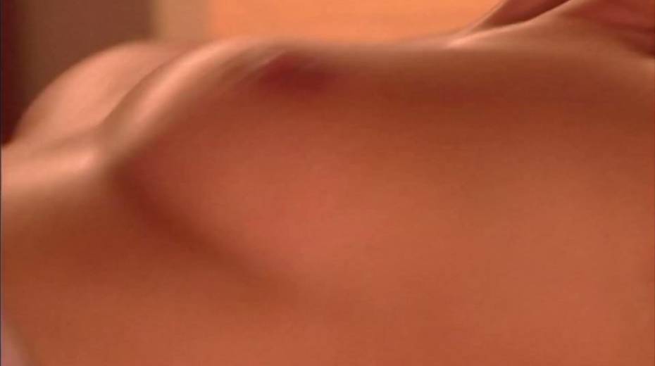 Sexy chick Maria Mia gets her pussy licked and fucked on the first date - 24. pic