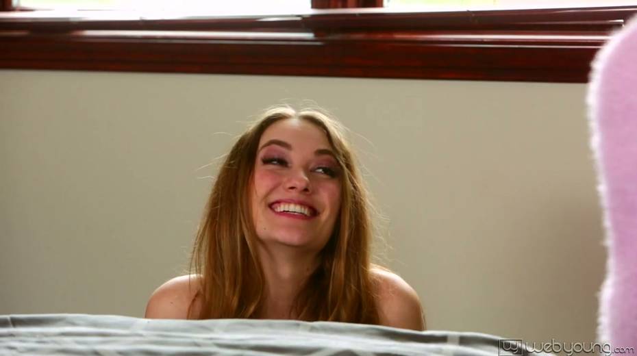 Tempting hottie Samantha Hayes is making love with her new paramour - 5. pic